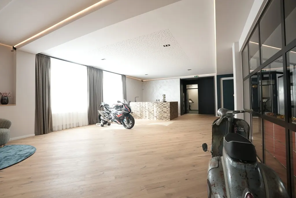 Nachher: Showroom: Empfangsbereich